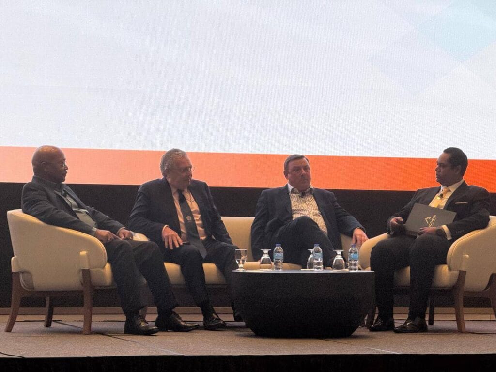 ACTIVE RE IMPULSA SU EXPANSIÓN GLOBAL Y LIDERA EL DIÁLOGO SOBRE MGAS EN BIBA 2025