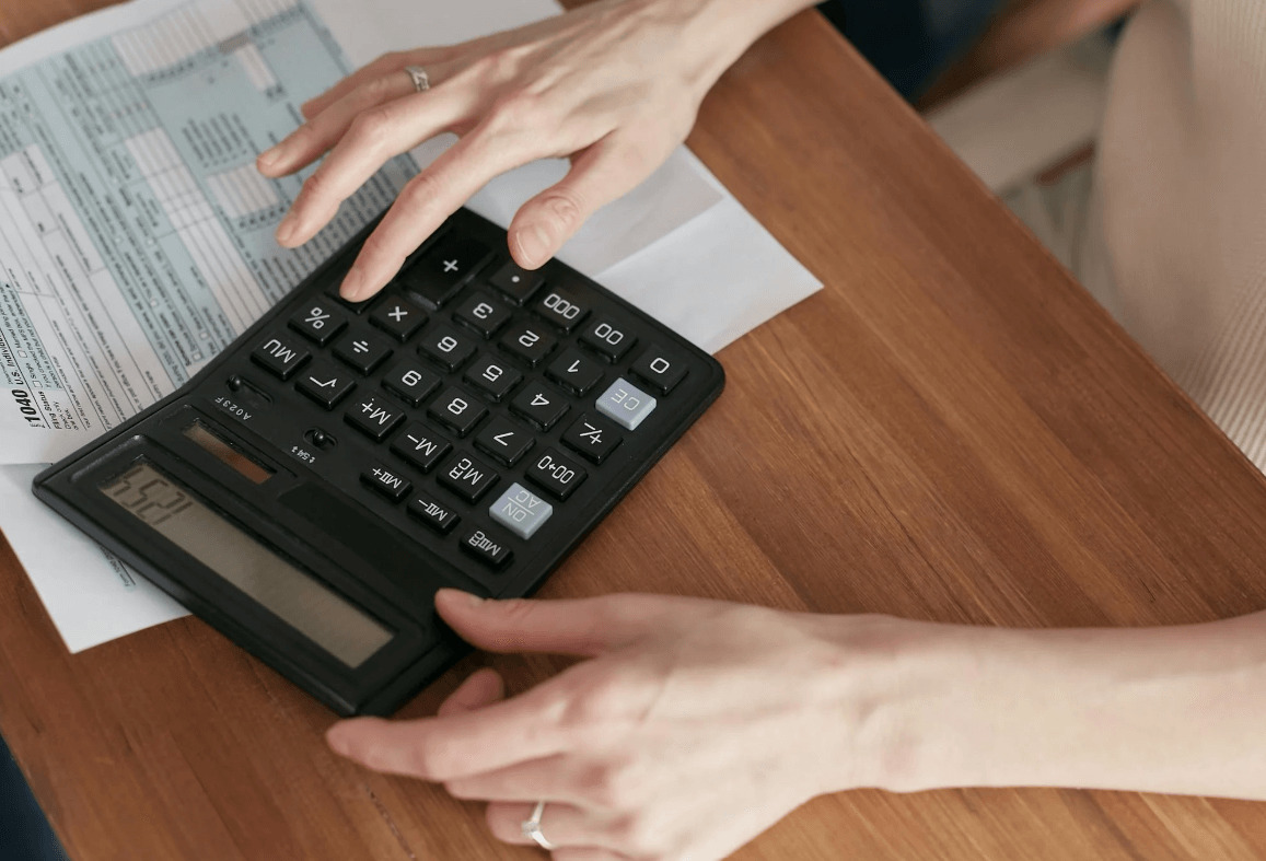 Fianza de (1) Fianza de crédito