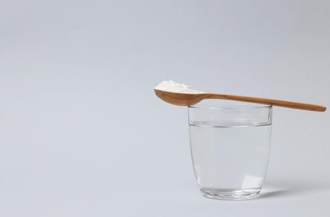 Qué pasa si tomas agua con sal