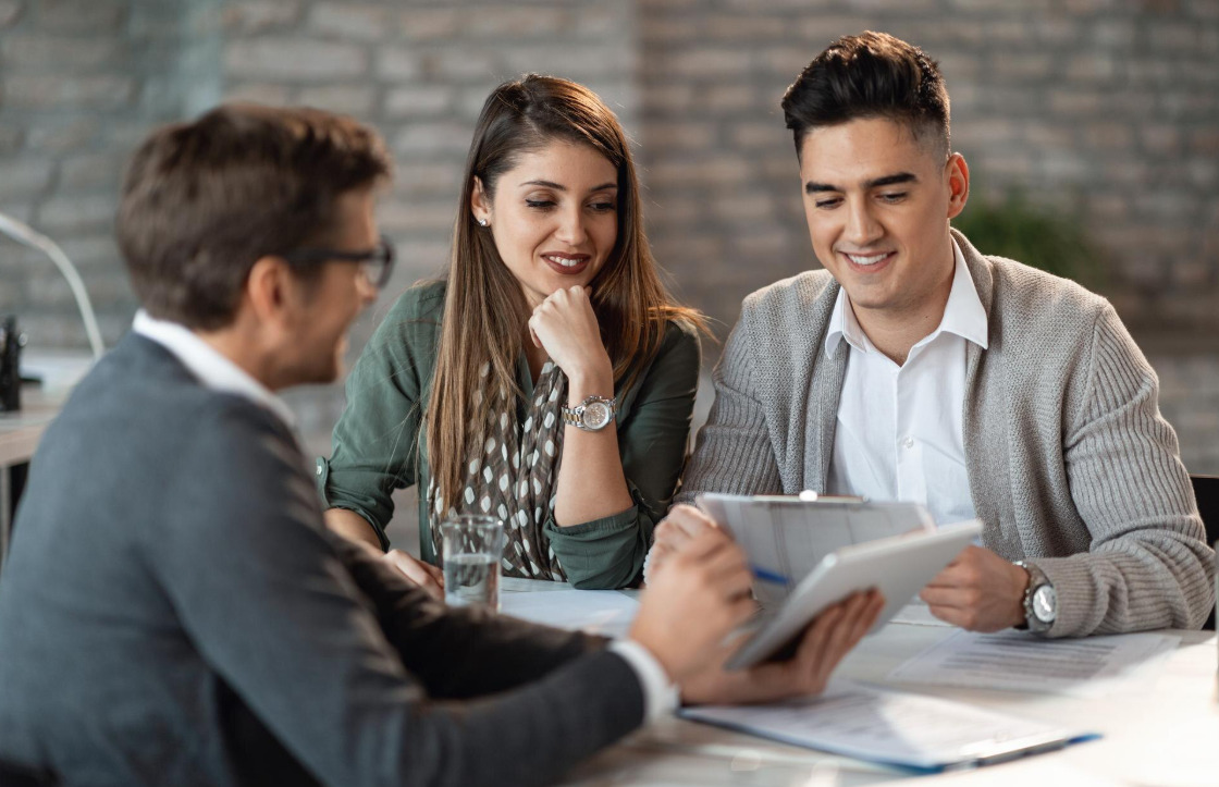 ¿Cuánto gana un agente de seguros en México 2026? Sueldo y proyecciones