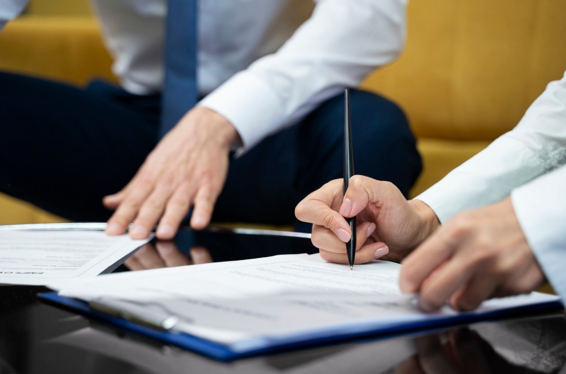 La Póliza de Riesgo Transaccional: Una Herramienta Esencial para la Mitigación de Riesgos en Operaciones Empresariales