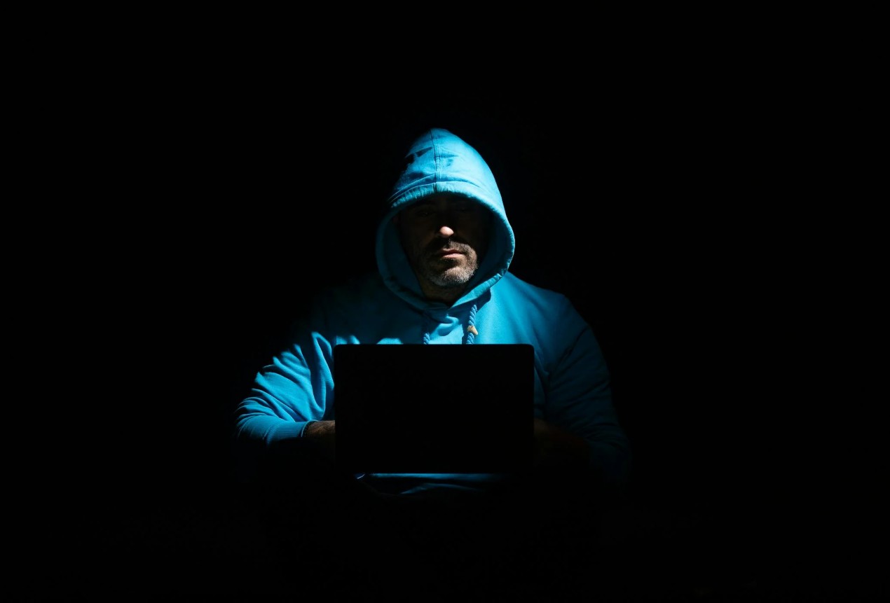 ¿Qué es un seguro de daños y Ciberseguridad?