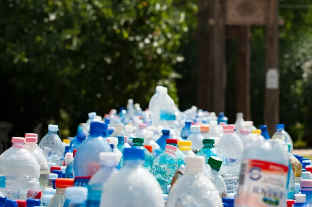 Botellas de plástico contaminacón 