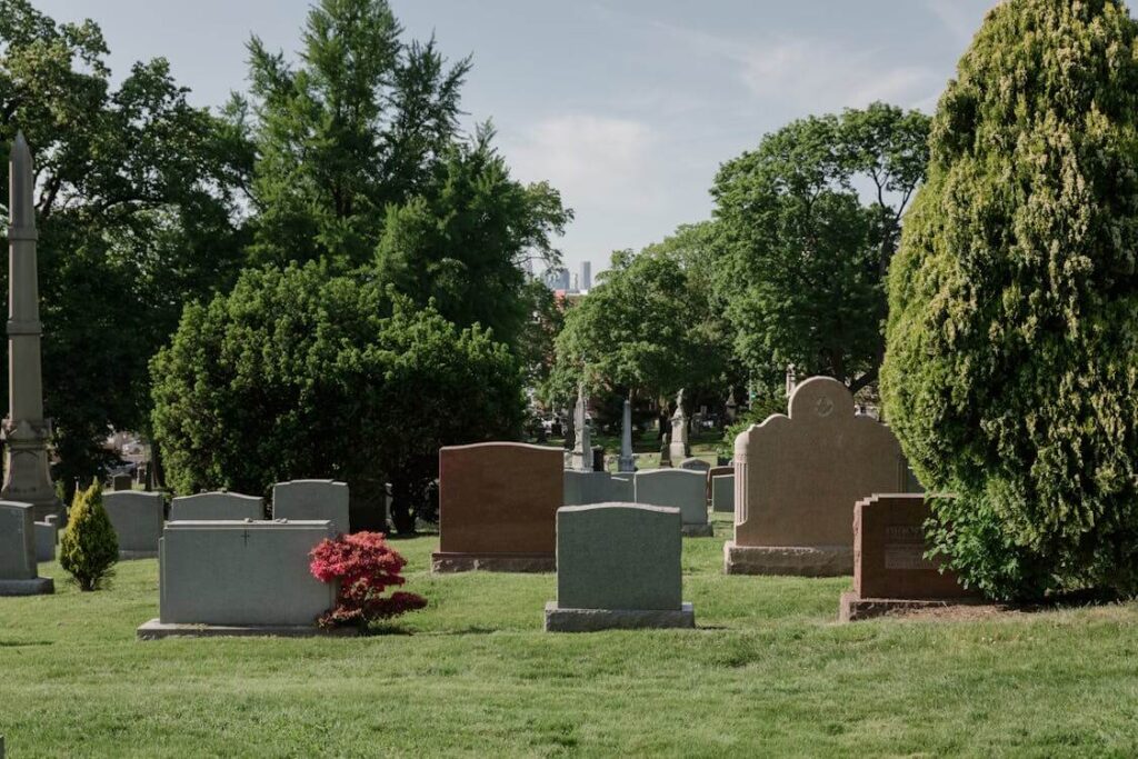 Proponen la creación de seguros funerarios para policías 